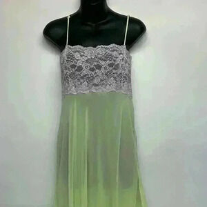 Victoria’s Secret size large lingerie y2k